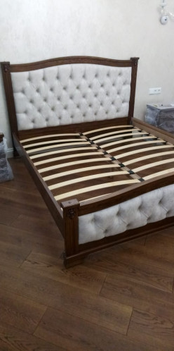 Кровать двухспальная, с мягким изголовьем из натурального дерева Соната 2, массив сосны, цвет старый орех 2.